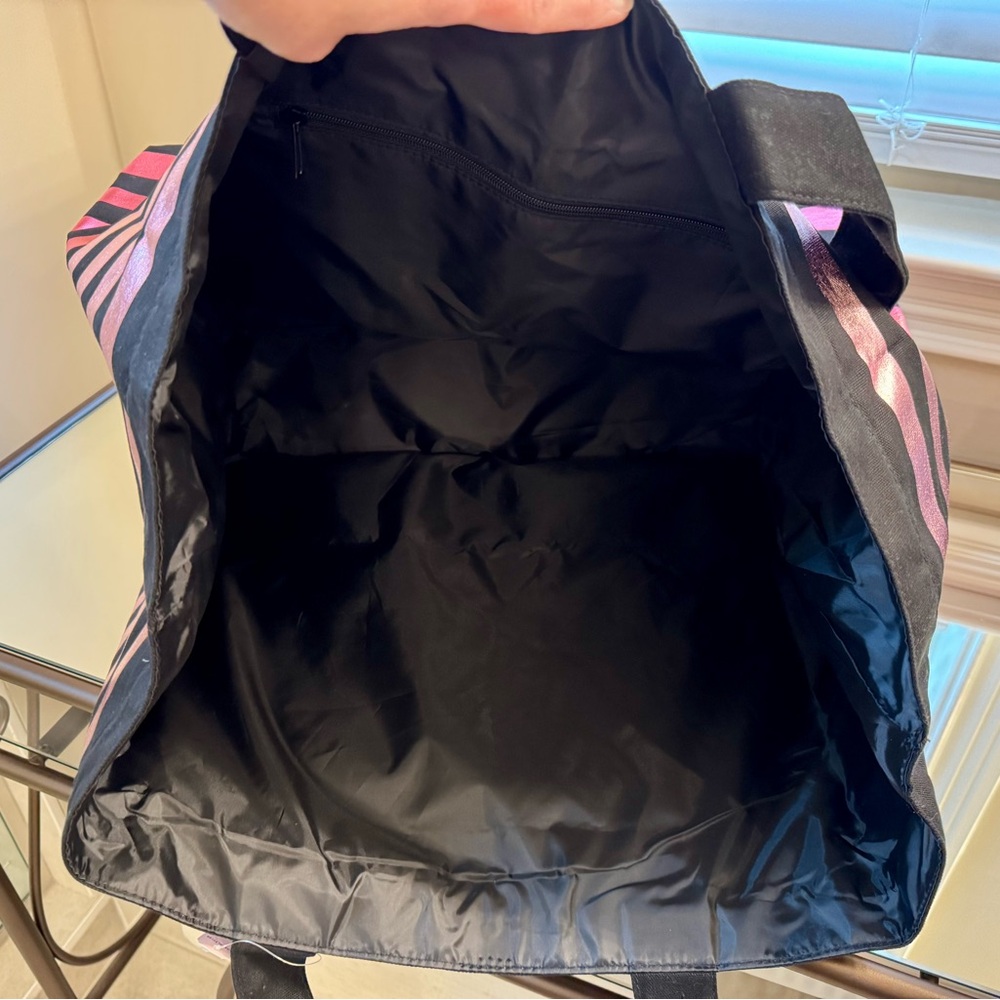 NWT Limited Edition Victoria's Secret Rose Metallic Tote - Picture 9 of 10